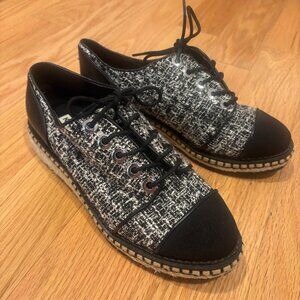 Karl Lagerfeld Lace Up Espadrilles Shoes, size 7.5